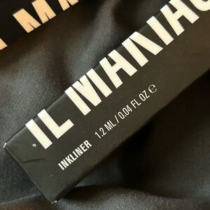 IL MAKIAGE Black liquid Eyeliner, New